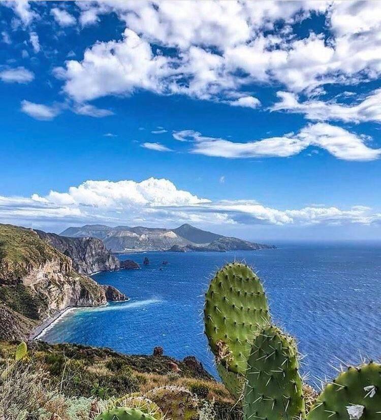 Punta Sallustro Lipari Екстер'єр фото