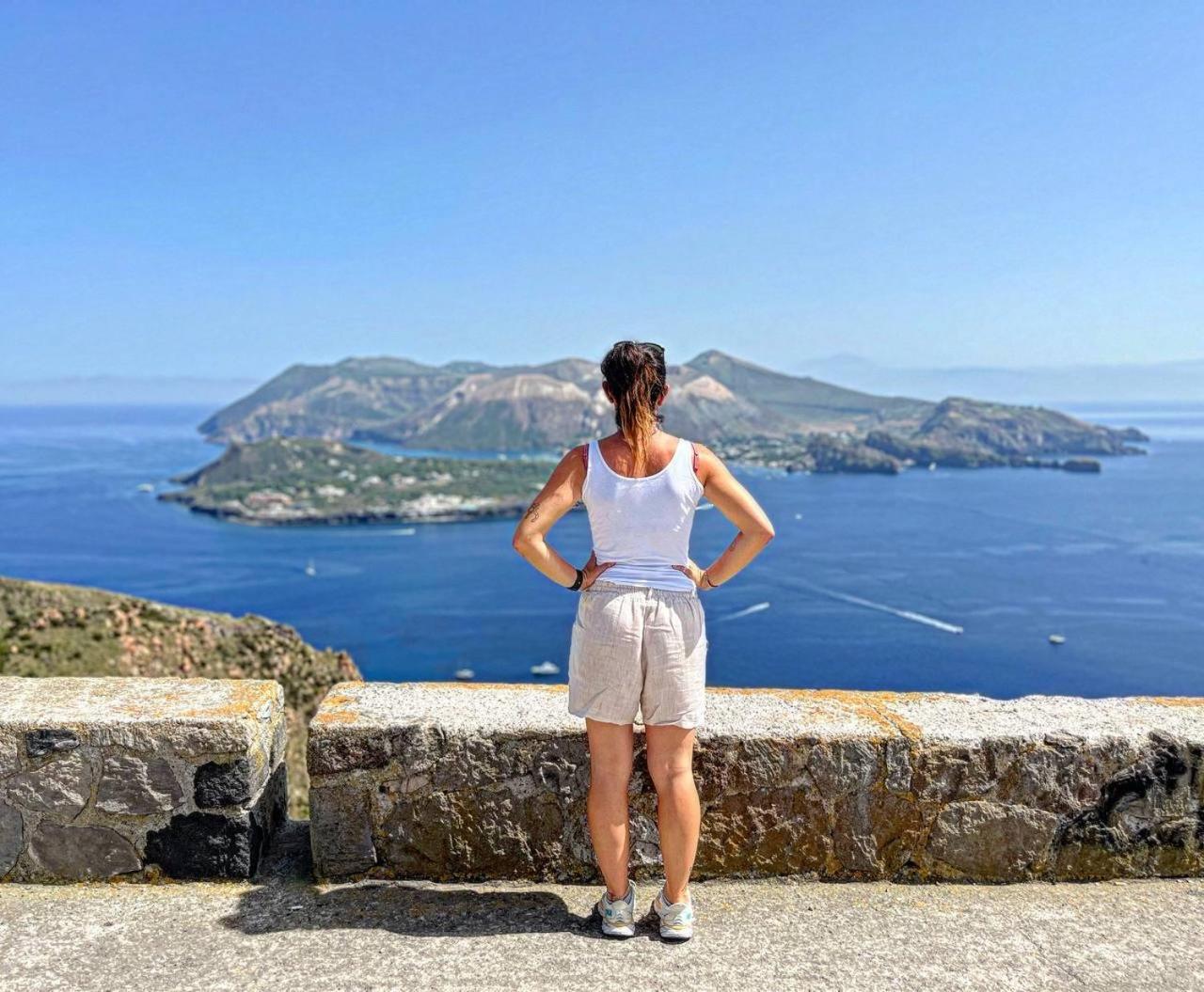 Punta Sallustro Lipari Екстер'єр фото
