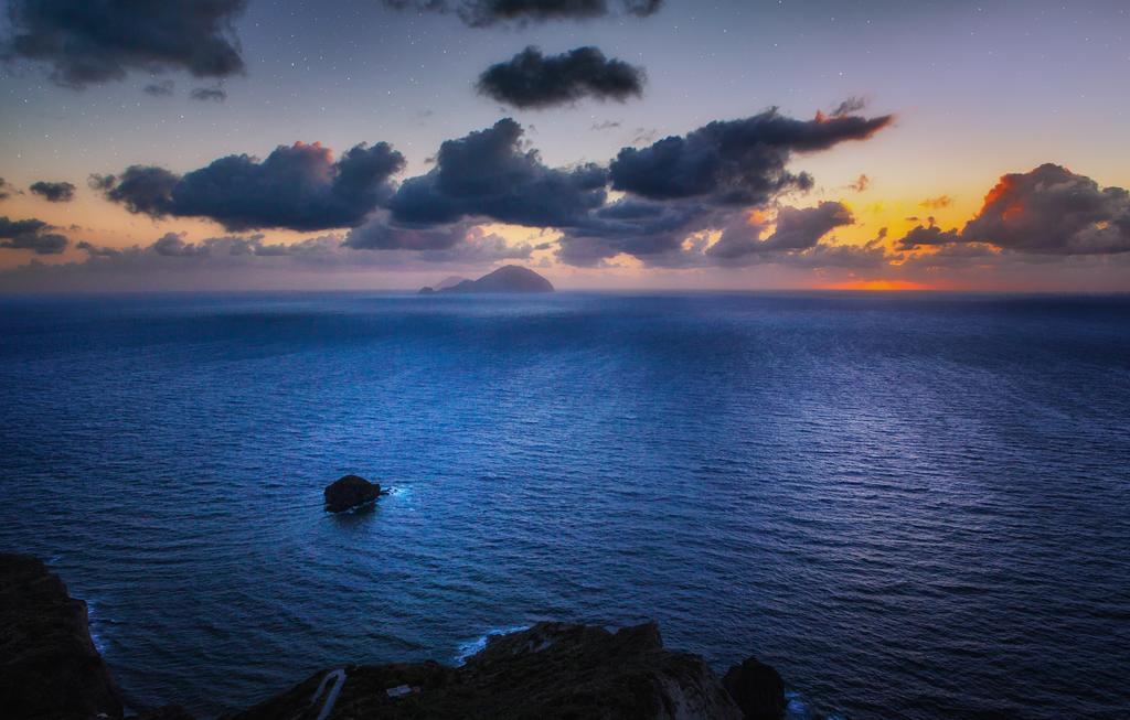 Punta Sallustro Lipari Екстер'єр фото